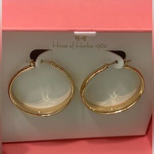 House of Harlow 1960 Gold-Tone Hoop Earrings.. Medium Size
Lightweight